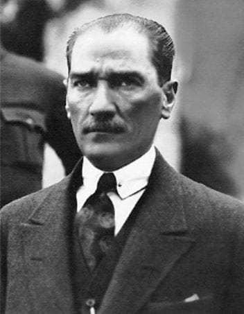 Atatürk'ün Hayatı